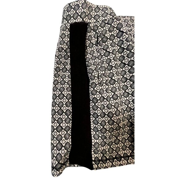 T by Talbots Everyday Stretch Skirt – Flower Geo Print – Size Medium - Picture 6 of 8